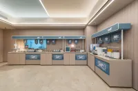 HanTing Hotel (Beijing E-Town JD Headquarters) - parking