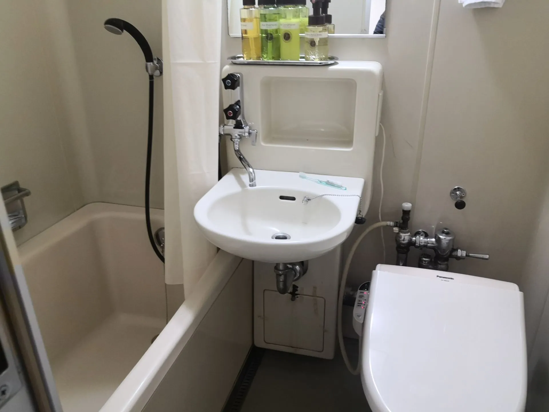 Kamenoi Hotel Kusatsu Resort(Old:Kusatsu-Onsen Hotel Resort) Номера Photos