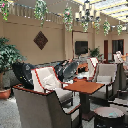 Shenglu Business Hotel