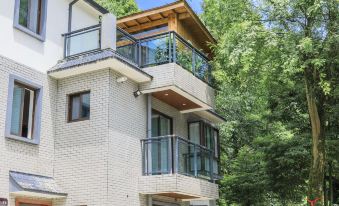 Qingcheng Mountain Banshan Yinxuan Homestay