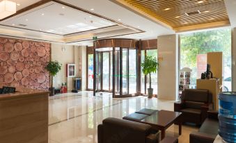 GreenTree Inn Express Hotel (Changli Guangyuan Life Plaza Fuyang Street East Section)