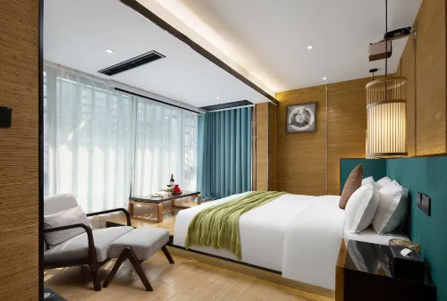 Boyue Travel Homestay (Changsha Wu Yi Square IFS)