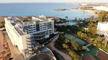 NissiBlu Beach Resort