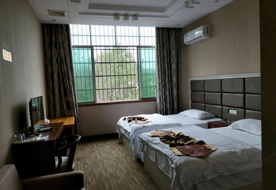 Zhongfang Nanhu Hotel - Housity