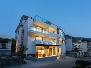 Floral Lux Hotel · One valley and one villa Hotel (South Gate store of Huangshan Scenic Area)