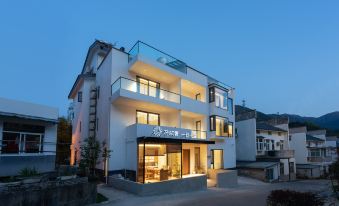Floral Lux Hotel · One valley and one villa Hotel (South Gate store of Huangshan Scenic Area)