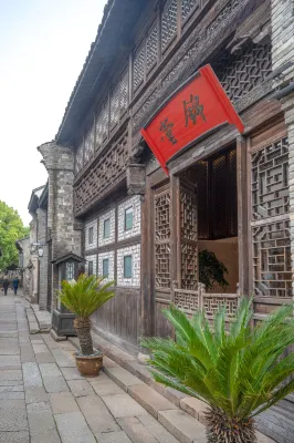 Splendid Clubhouse Hotel a In Xishan Scenic Spot