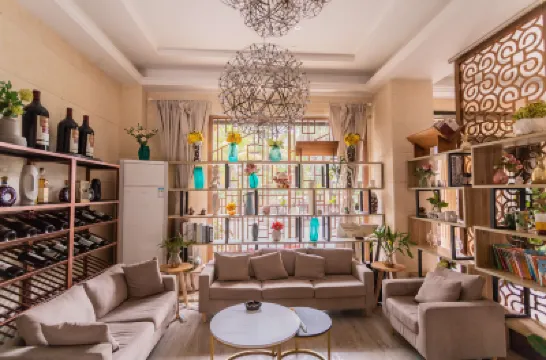 Sanya Coconut Homestay Hotels near Sanya Railway Station