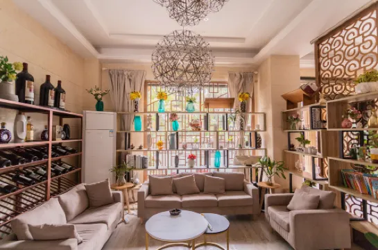 Sanya Coconut Homestay