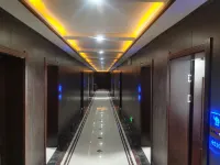 White Elephant Business Hotel - bar