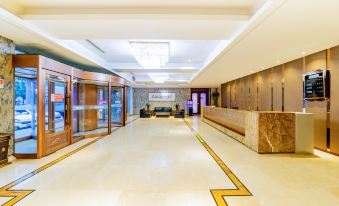 Chenfeng Hotel (Runyu University of Technology)