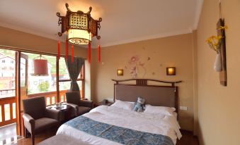 Songpan Ziyun Mountain Residence Inn (Songpan Chuanzhusi Bus Center Store)