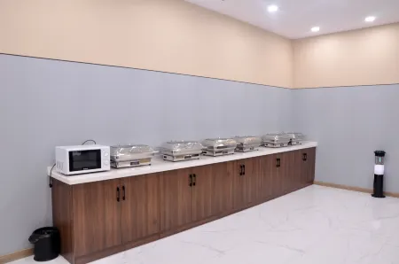 Tianji Yangshandao Jizhuangxiang Haibin Holiday Hotel Отели рядом с достопримечательностью «Gaogongdaofenghuangwan Sceneic Area»