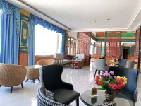 Nangqian Auspicious Hotel - Parkering