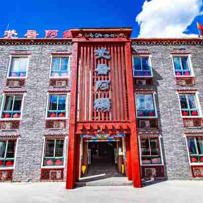 康定梵音阿縵藝術酒店 Hotel Exterior