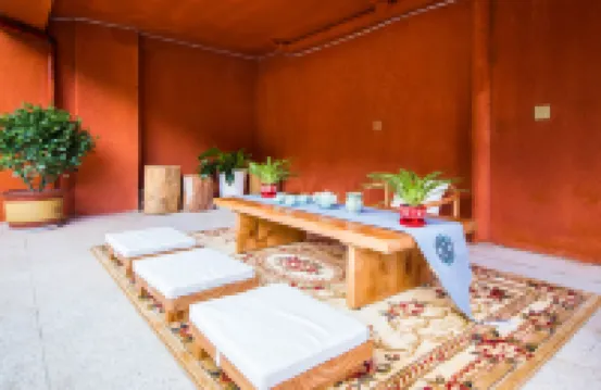 Danbucang Zang Style Lodge