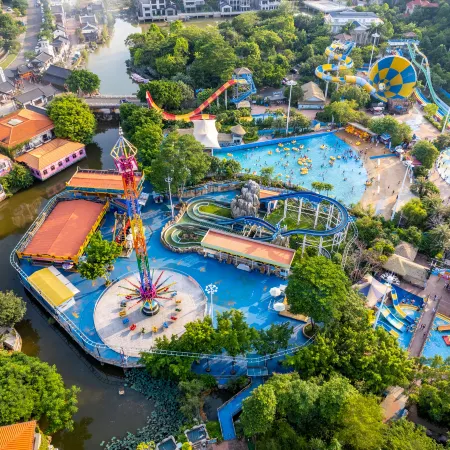 Heyuan guest world fun villa Annan Peninsula hot spring villa
