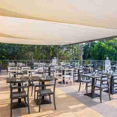 Mayfair Hotel Dining/Meeting Rooms