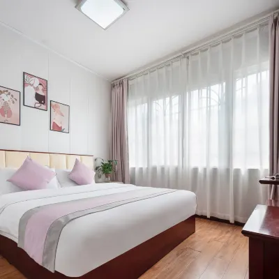 Chongqing Pace Hotel (Rongchang Southwest University RT-Mart) Hotels near Rongchang Railway Station