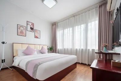 Pei Si Hostel Hotels near Yongrong Square
