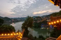 สาขา ทูซี่ซวนฟู่ น้ำตกเมืองฟู่หรง - โรแมนติก