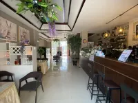 Zhaotong Yi xuan xiao qi - bar