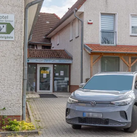 Uno Hotel am Spieker Wolfsburg Fallersleben Отели в г. Вольфсбург