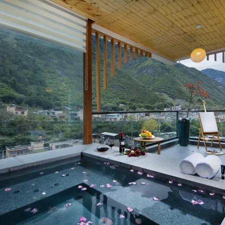 Bipenggou Guanshan Wangyue Hotel