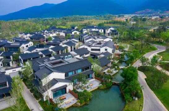 Yixing Longyin Xishan inn Hotels near Taozu Sacred Site