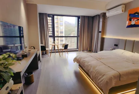 Anyijia Homestay (Kaili College, Southeast Vocational College for Nationalities) Отели рядом со станцией Kaili South Railway Station