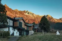 The Rock Hotel Hotels in Lijiang