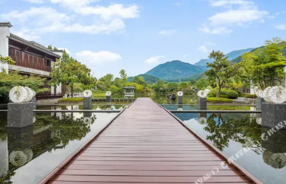 九華山花間堂·涵月