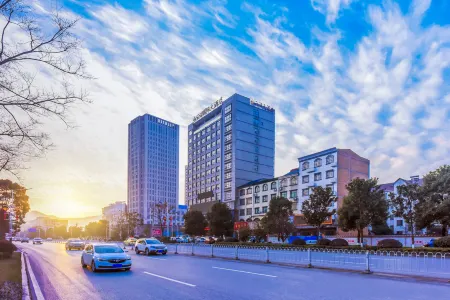 Baiyun Lake International Hotel