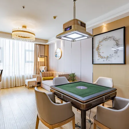 Nantai Crystal Hotel (Chongzhou Branch)