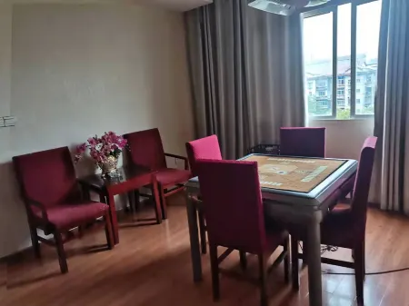 Shimen Lantian Hotel