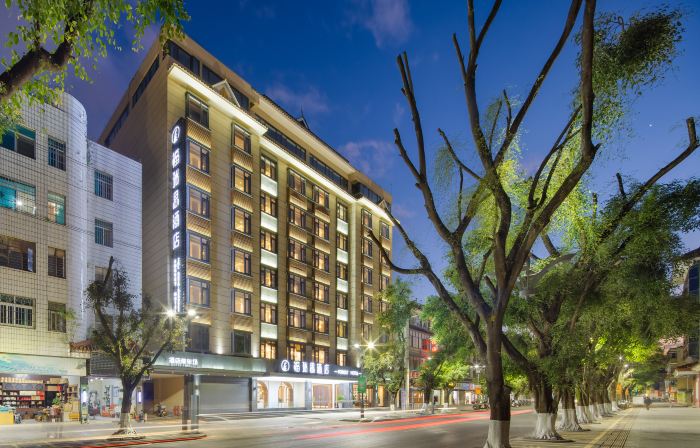 Furuisi Hotel (Jinggu Renmin Road)