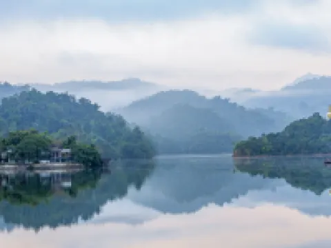 Shenyudao Holiday Hotel Hotels in Baoting Li and Miao Autonomous County