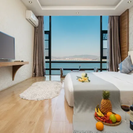 Dali knot, seaview Inn （erhai lake ecological corridor, entrance）