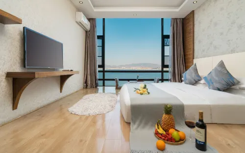 Dali knot, seaview Inn （erhai lake ecological corridor, entrance）