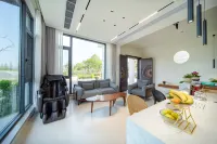 Jiangshan donglixia B & B