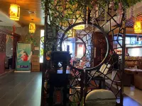 โรงแรมหลี่เยว่ (อควาพลาซ่า มหาวิทยาลัยซานเสีย อี๋ชาง) - ที่มีฟิตเนส