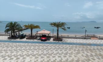 Haishi Yulou Homestay (Bai'an Beach)