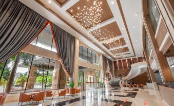 Xinzou Century Hotel (Fenghuang Plaza)