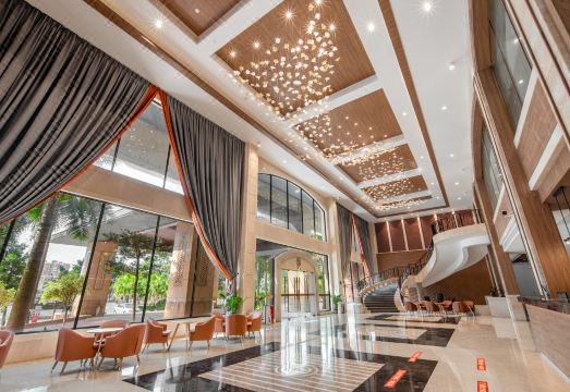 4. 신조 센추리 호..