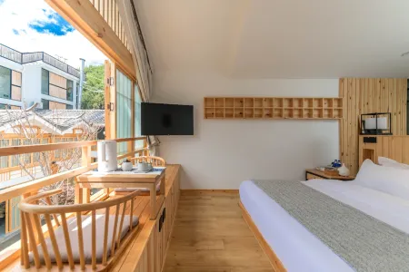 Xujiu Jinseli Hostel Отели рядом с достопримечательностью «Yongningtu Zhifu»