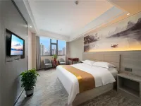 โรงแรมฮอลิเดย์ ซิงหลง (สถานีรถไฟถนนหลี่เฉวียน หลี่หลิง) โรงแรมใกล้วิทยาลัยลู่เจียง