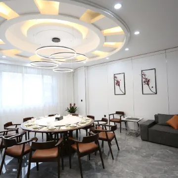 Hushan Hotel Hailin