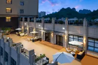 Hechi Yueyue Hotel (Vocational Education Center Branch)
