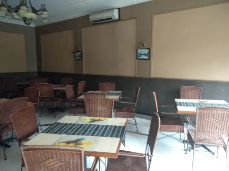 Motel Danau Toba International Отели в г. Medan Baru