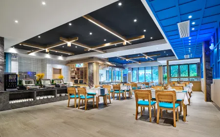 Lanting Elegant Restaurant Hotel (Zhangjiajie National Forest Park Sign Store) Отели рядом с достопримечательностью «Zhangjiajie National Forest Park»